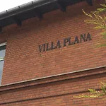 Villa Plana